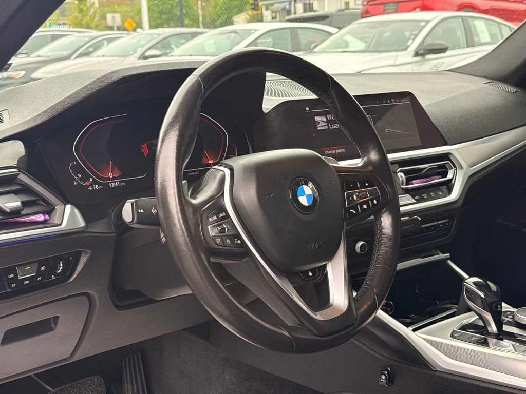 Used 2020 BMW 330i xDrive Sedan w/ Convenience Package AWD/4WD image 25