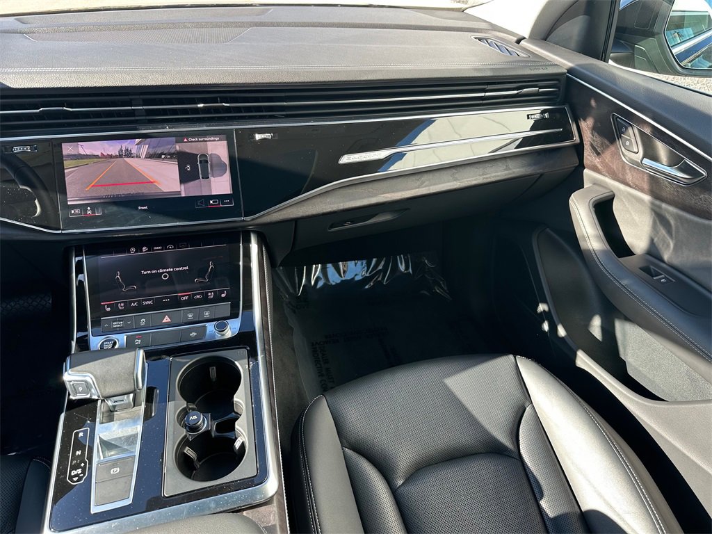 Used 2023 Audi Q8 Premium Plus w/ Premium Plus Package image 18