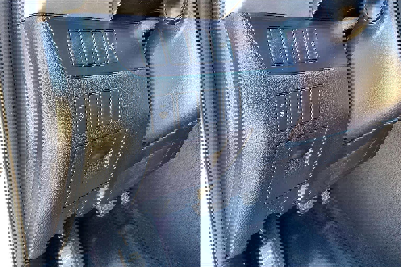 Used 2016 Toyota Highlander XLE image 36