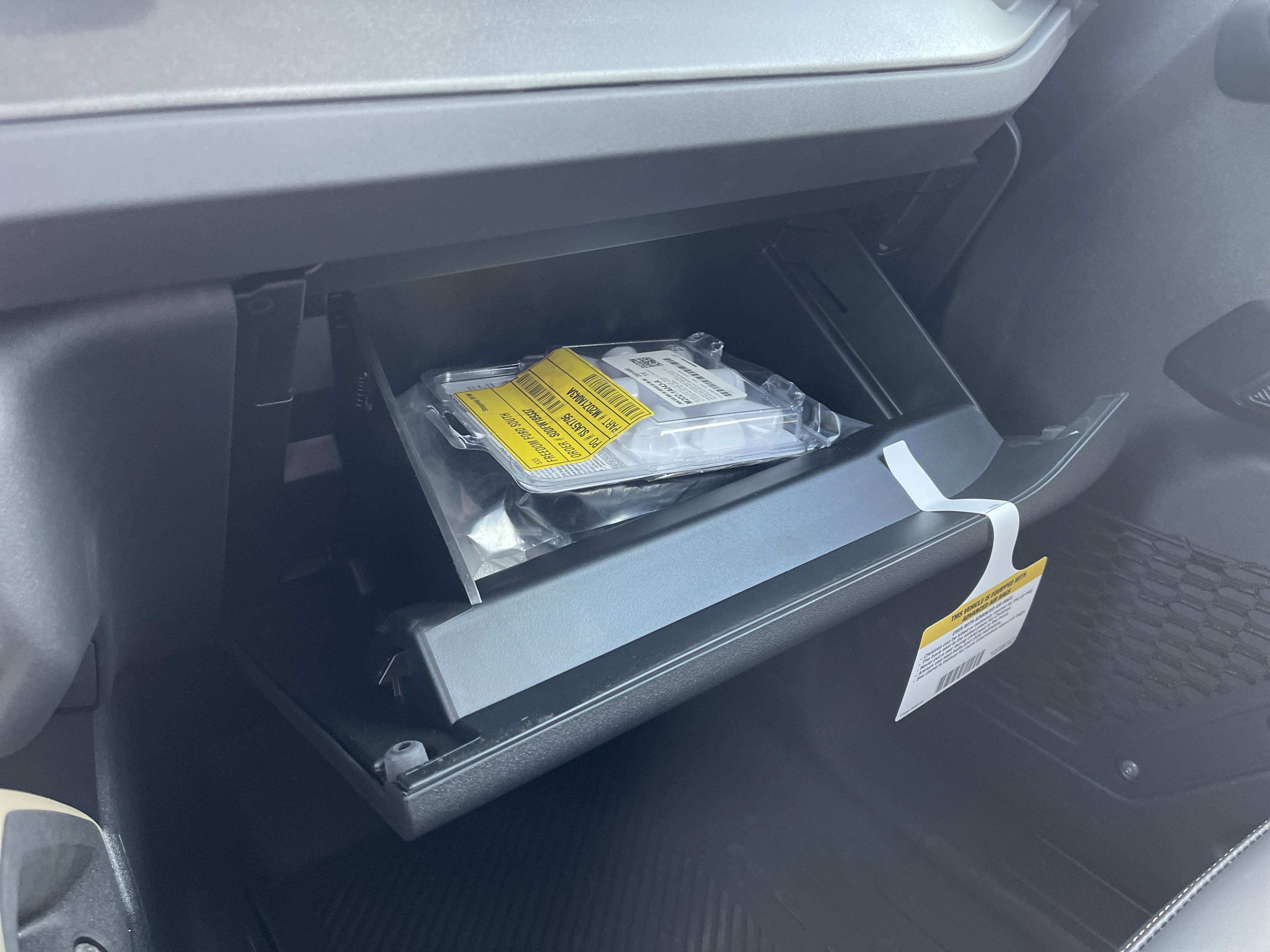 New 2025 Ford Bronco Badlands image 34