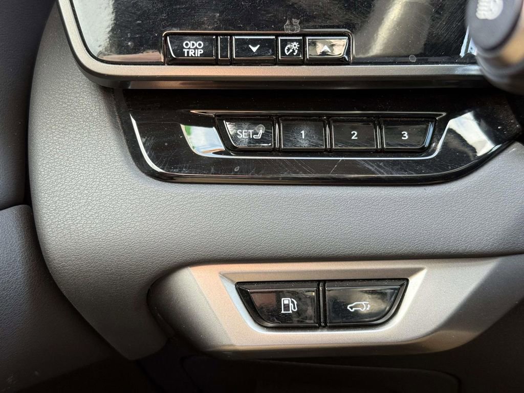 Used 2024 Lexus RX 350h w/ Convenience Package image 24