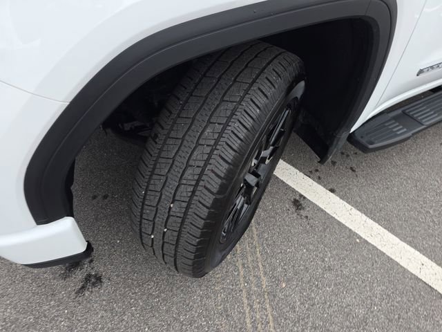 Used 2024 GMC Sierra 1500 Elevation image 28