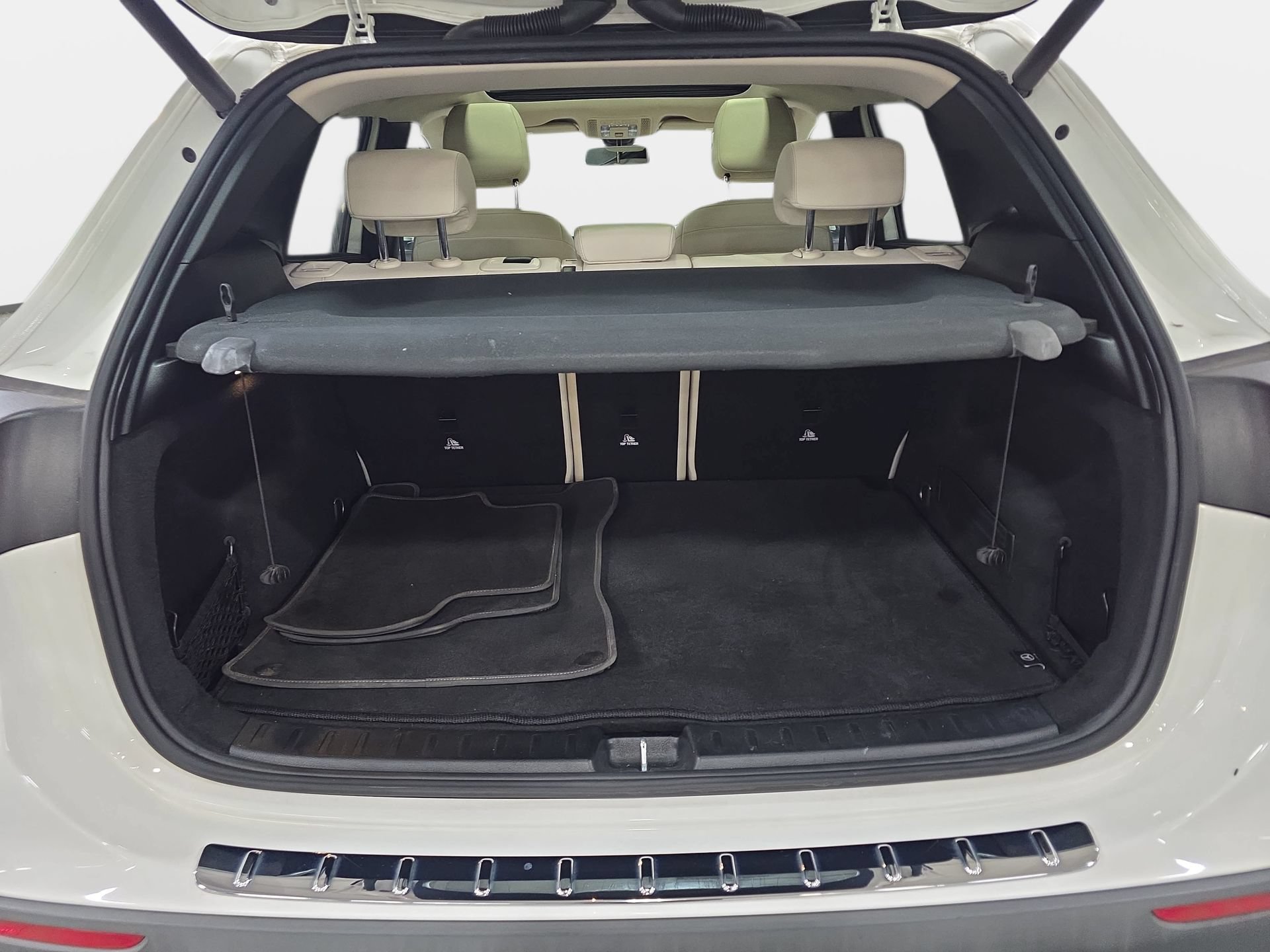 Used 2021 Mercedes-Benz GLA 250 w/ Premium Package image 12
