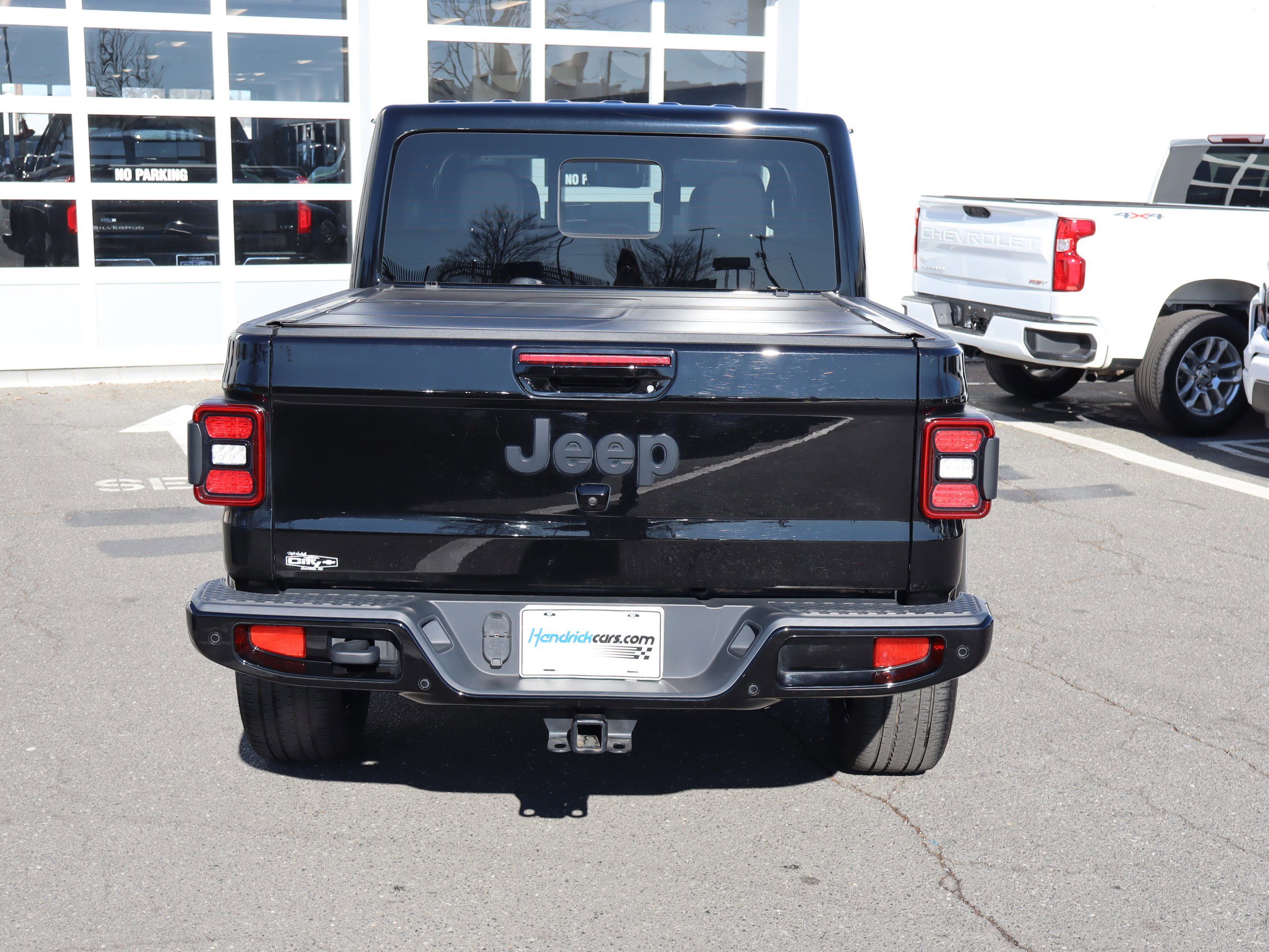 Used 2022 Jeep Gladiator Overland image 9