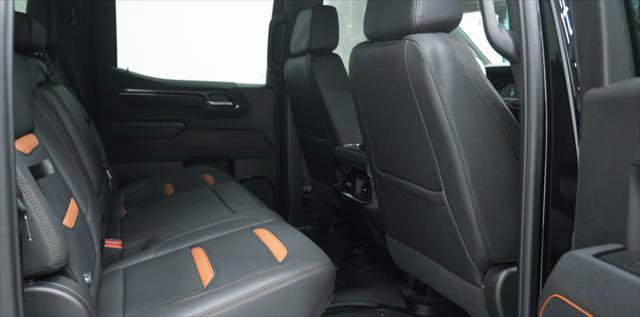 Used 2025 GMC Sierra 1500 AT4 image 35