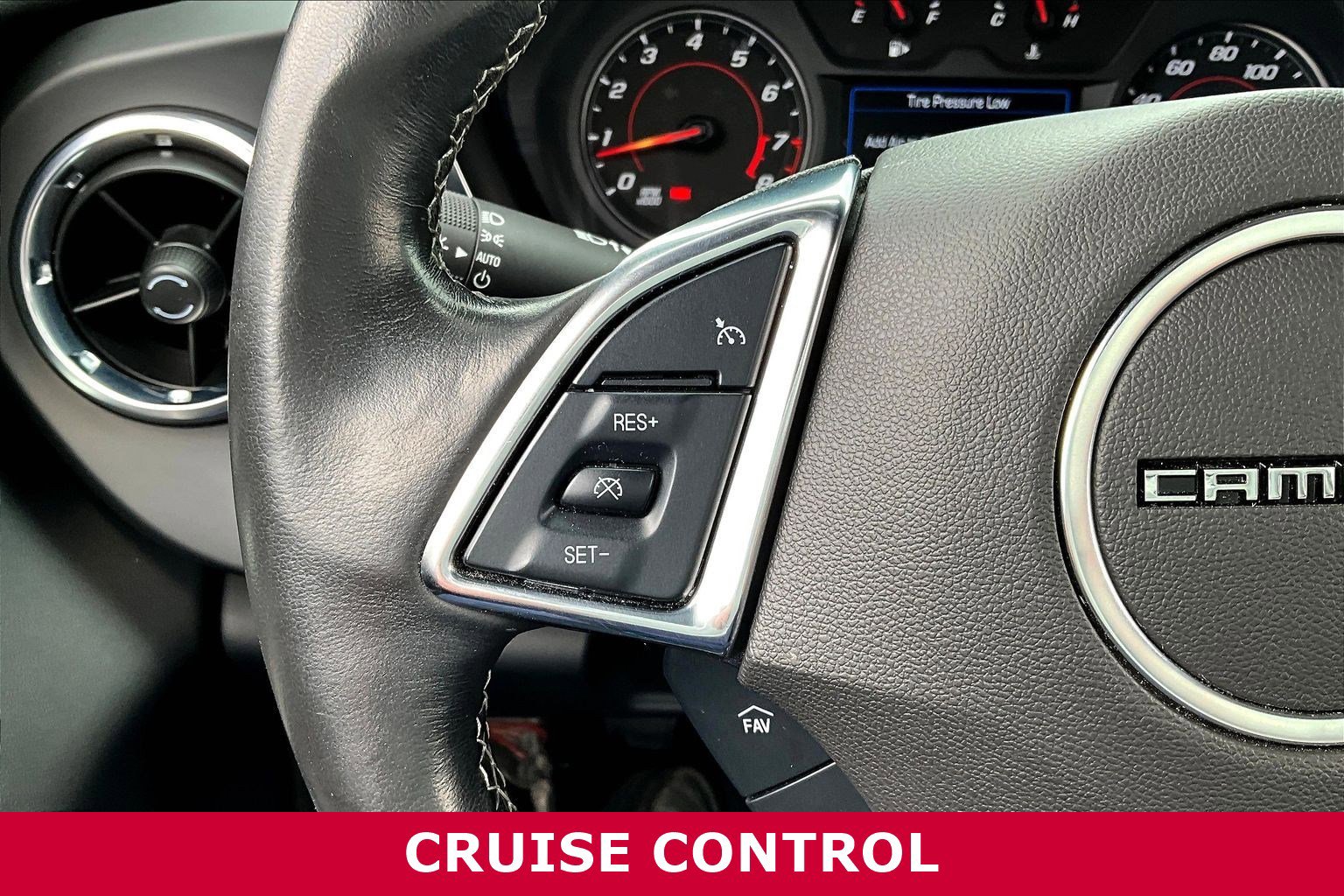 Used 2024 Chevrolet Camaro LT RWD image 10