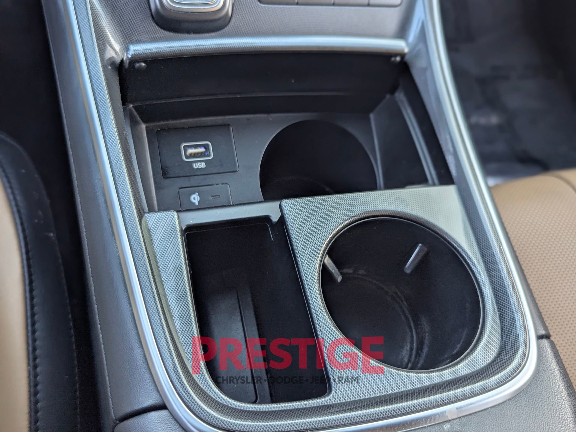 Used 2023 Hyundai Santa Fe Calligraphy w/ Cargo Package image 24