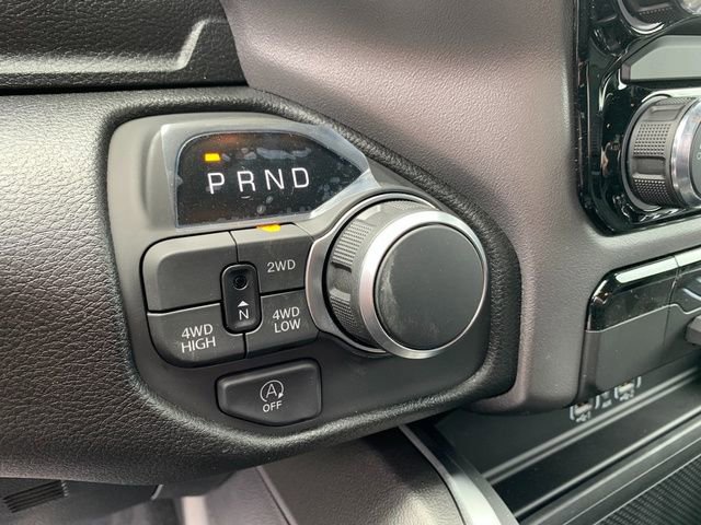 New 2026 RAM 1500 Express AWD/4WD image 17