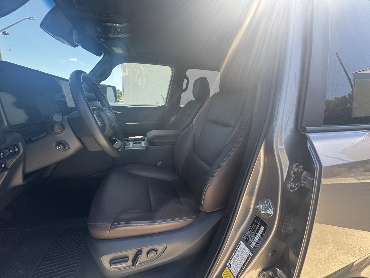 Used 2024 Toyota Land Cruiser AWD/4WD image 17