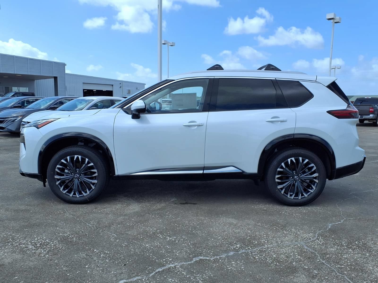 New 2026 Nissan Rogue Platinum w/ Platinum Premium Package AWD/4WD image 7