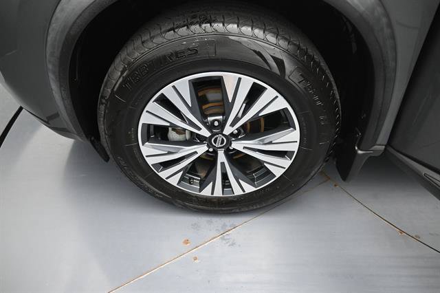 Used 2021 Nissan Rogue SV FWD image 20
