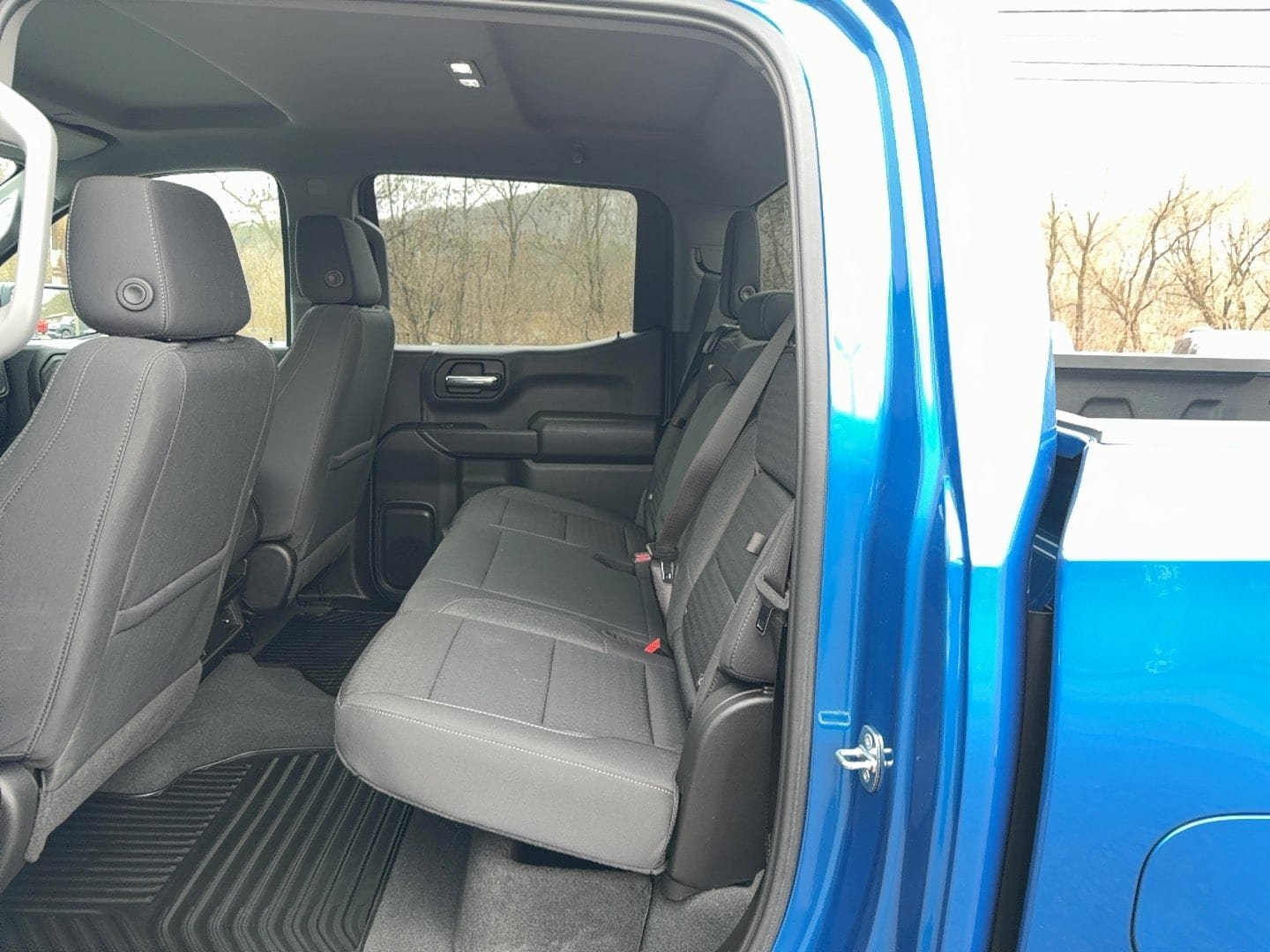 Used 2023 Chevrolet Silverado 1500 Custom AWD/4WD image 10
