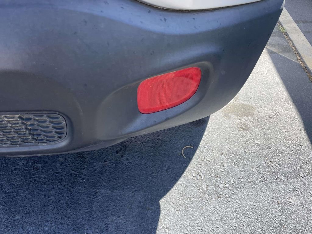 Used 2017 Jeep Renegade Latitude image 29