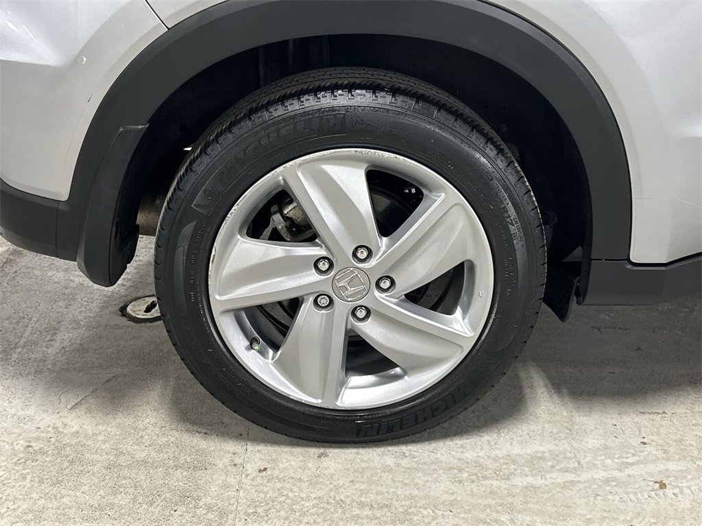Used 2019 Honda HR-V EX-L image 12