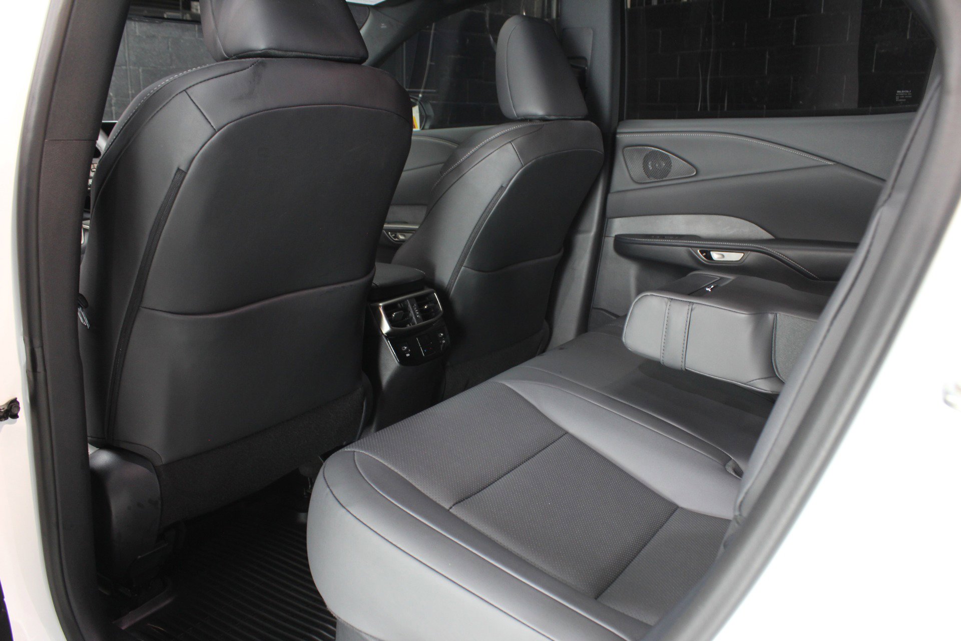 Used 2025 Lexus RX 350 F Sport w/ Convenience Package image 33