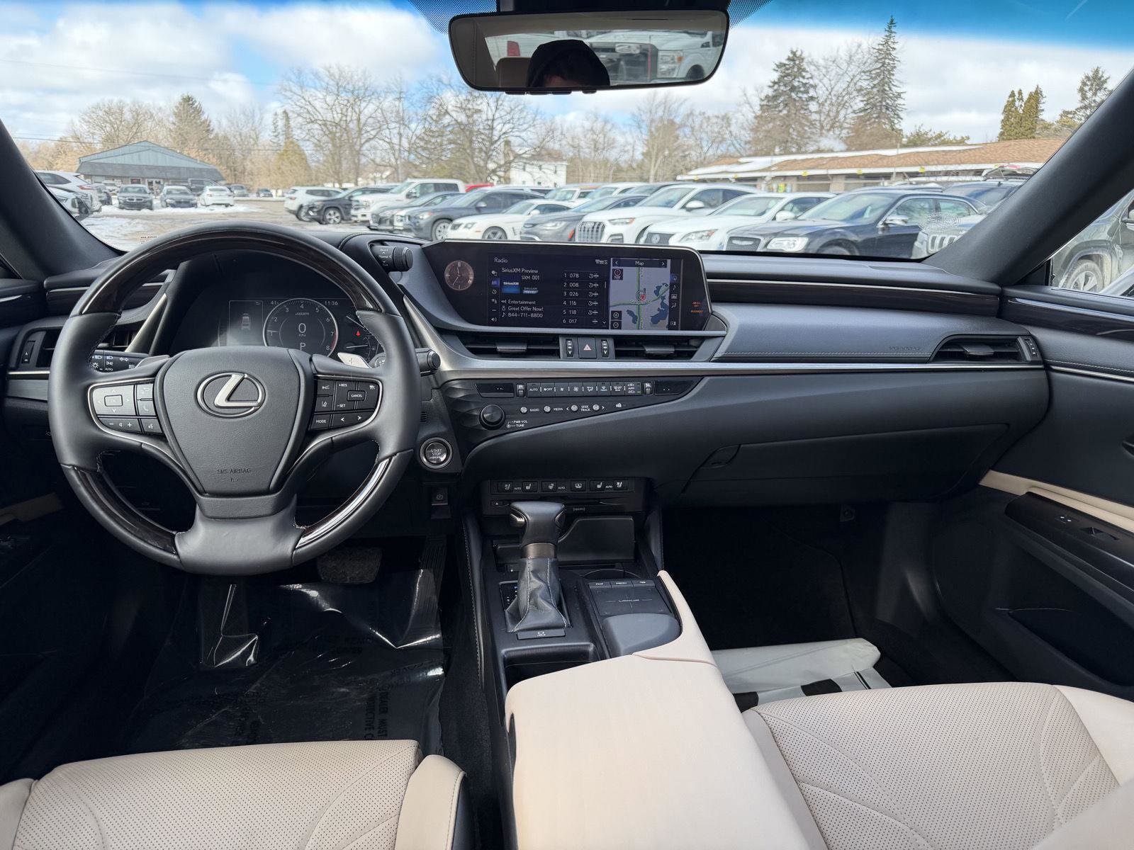Used 2019 Lexus ES 350 w/ Accessory Package 2 image 23