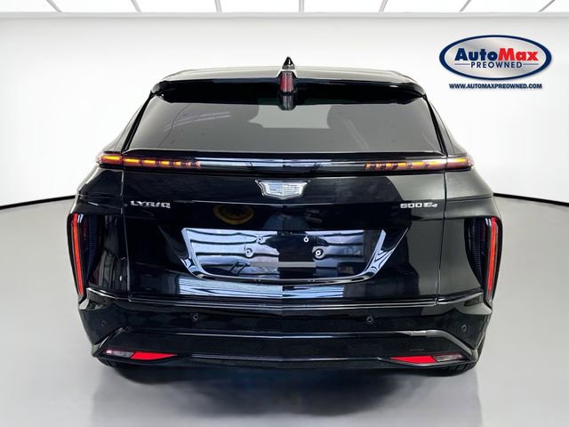 Used 2024 Cadillac Lyriq Sport image 8