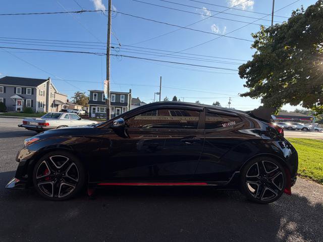 Used 2020 Hyundai Veloster N w/ Performance Package FWD image 10