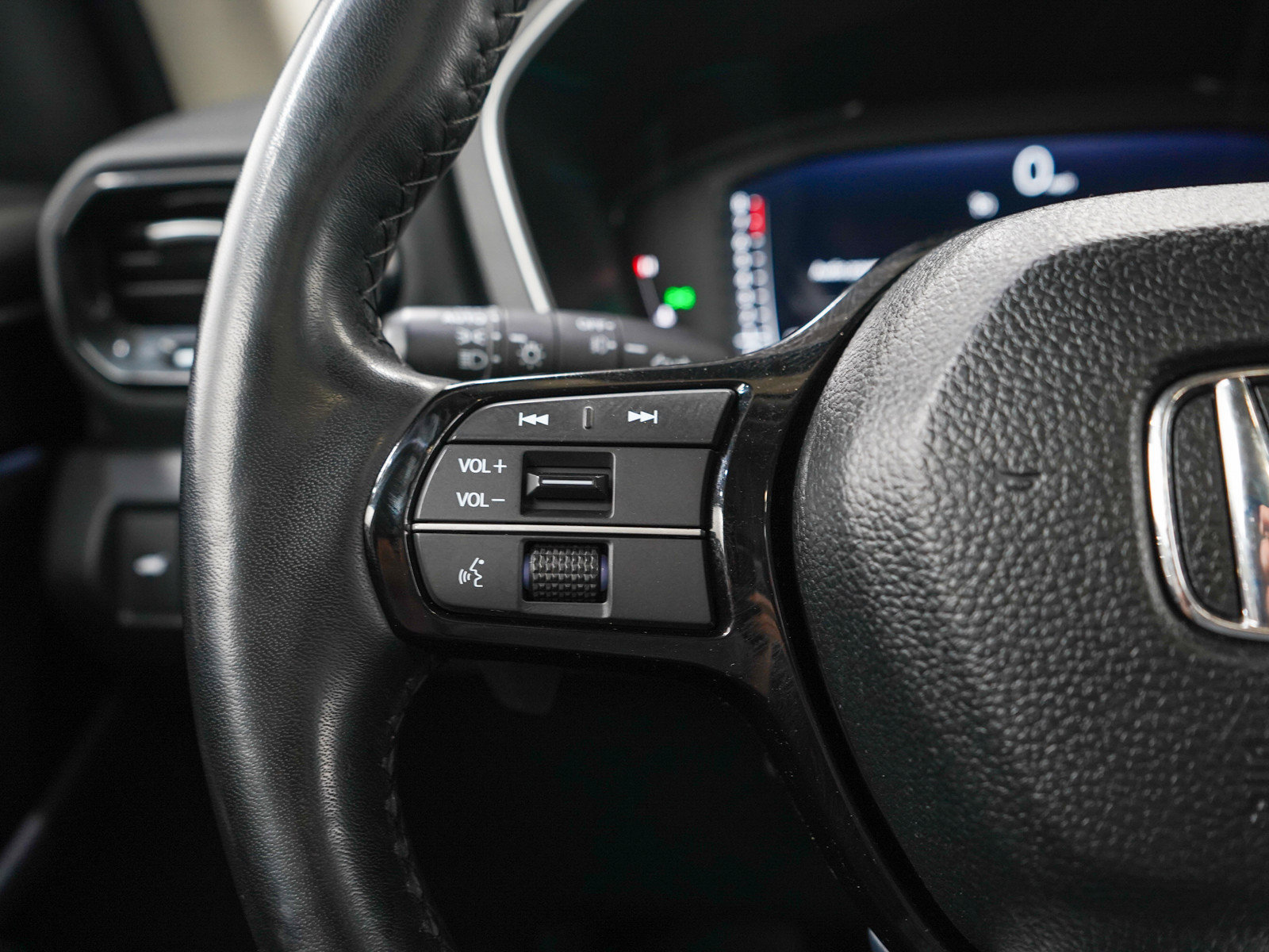 Used 2024 Honda Pilot Elite image 27
