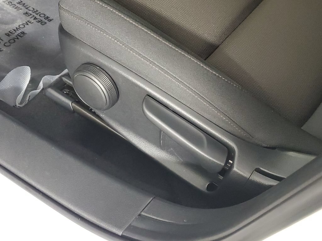 Used 2022 MAZDA MAZDA3 s FWD image 21