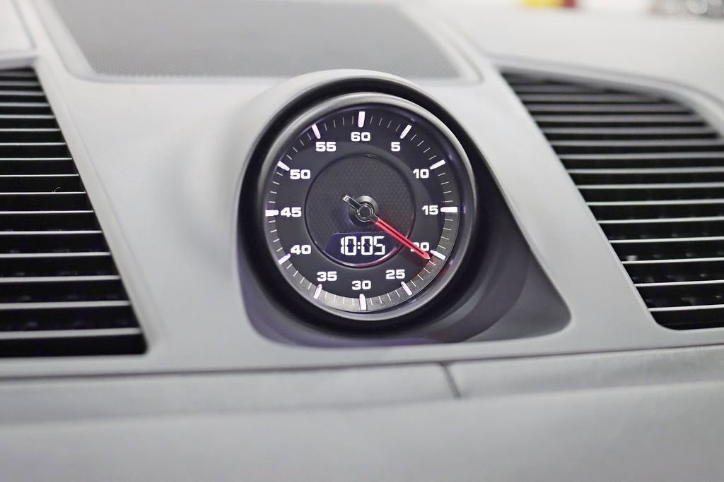 Used 2023 Porsche Cayenne GTS image 18