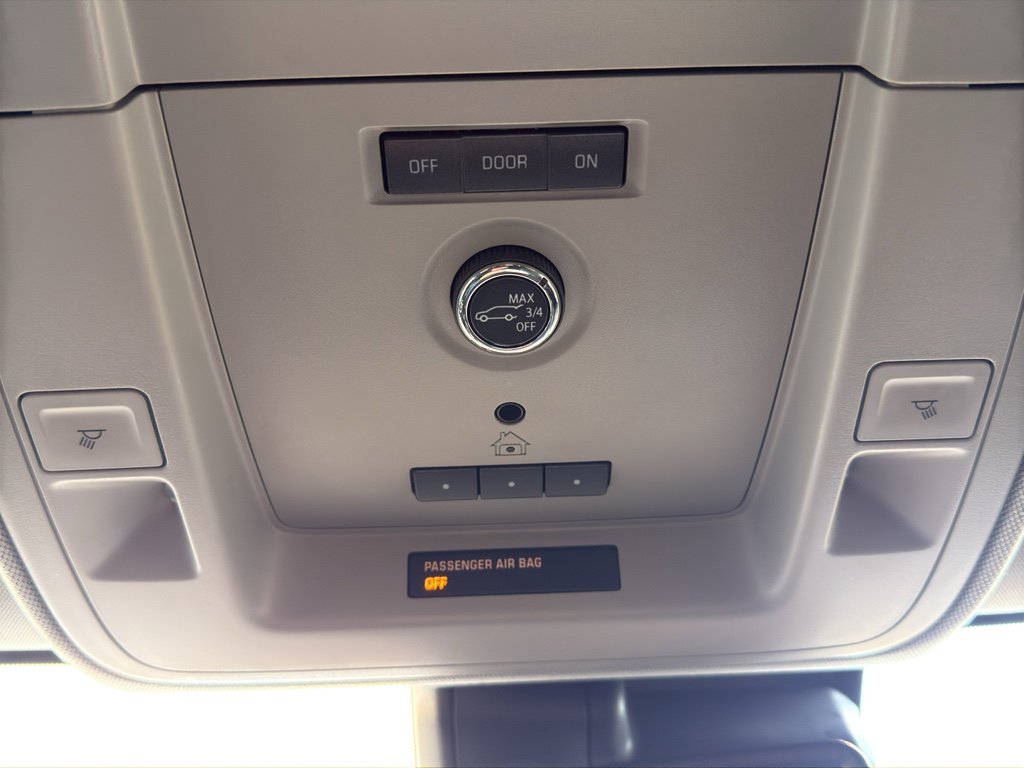 Used 2020 Chevrolet Tahoe LT image 36