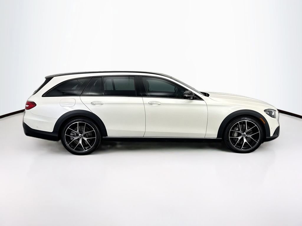 Used 2022 Mercedes-Benz E 450 4MATIC All-Terrain Wagon image 4