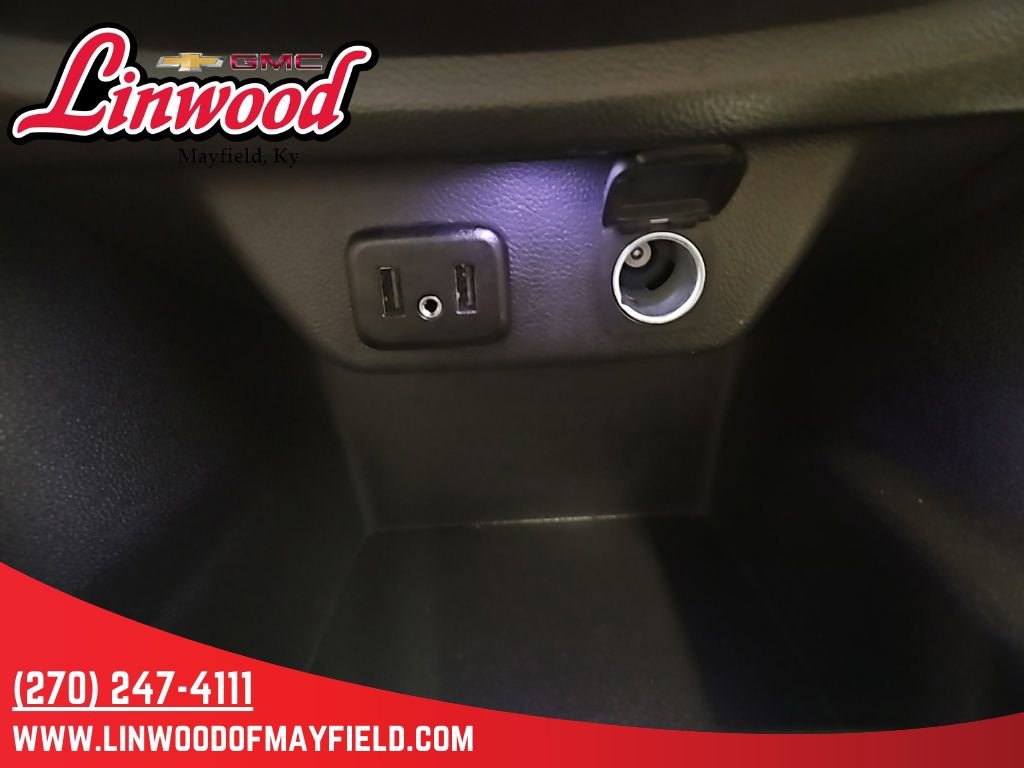 Used 2023 Chevrolet Traverse LS FWD image 23