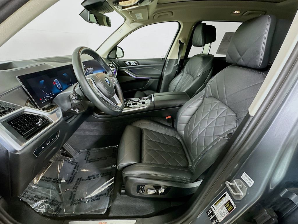 Used 2024 BMW X7 xDrive40i image 15