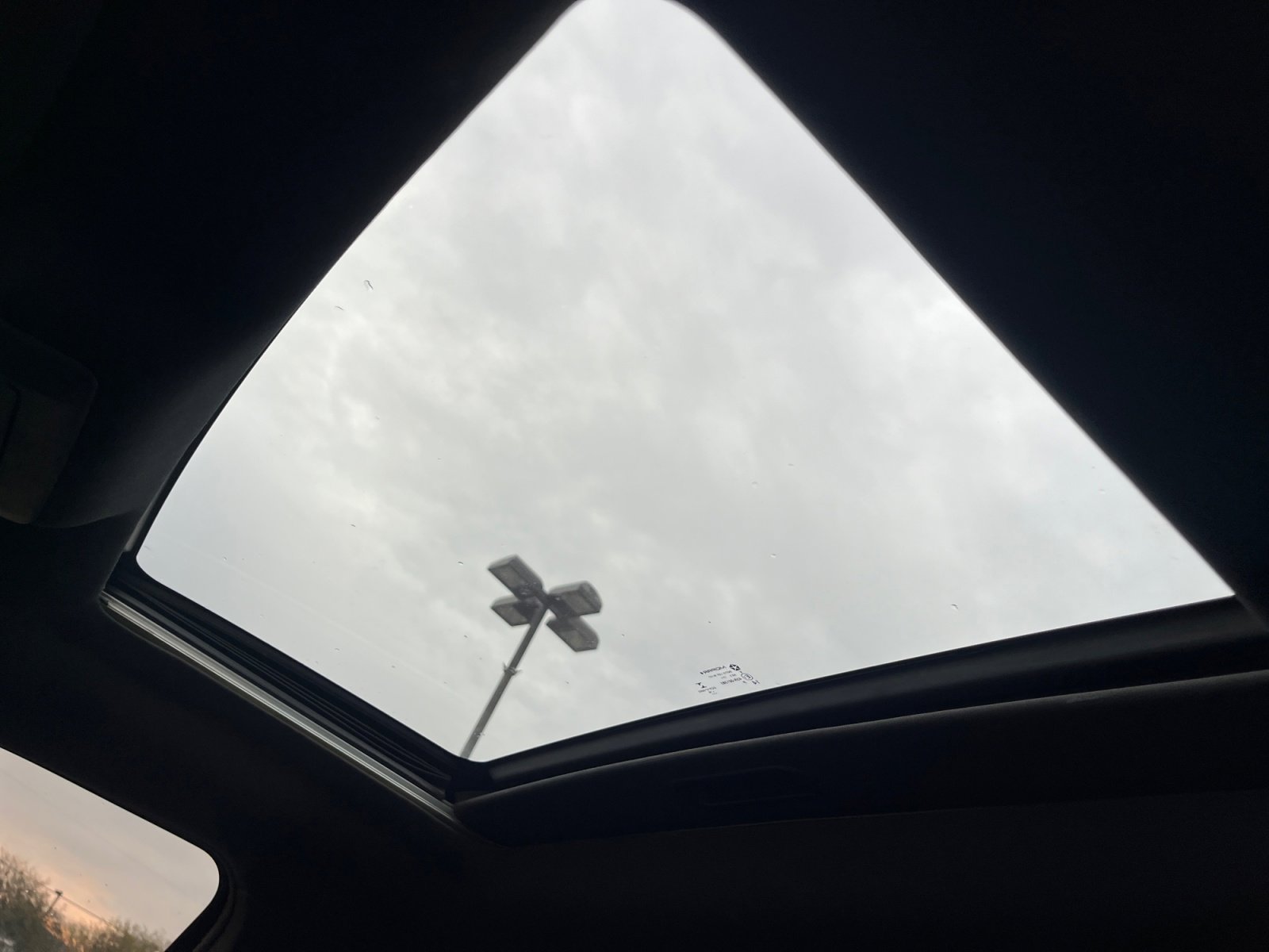 Used 2016 RAM 1500 Limited image 33