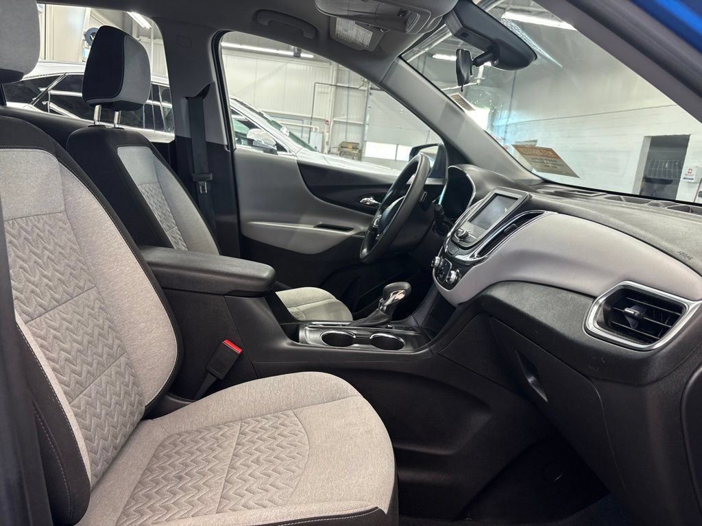 Used 2024 Chevrolet Equinox LS w/ Driver Confidence II Package AWD/4WD image 13