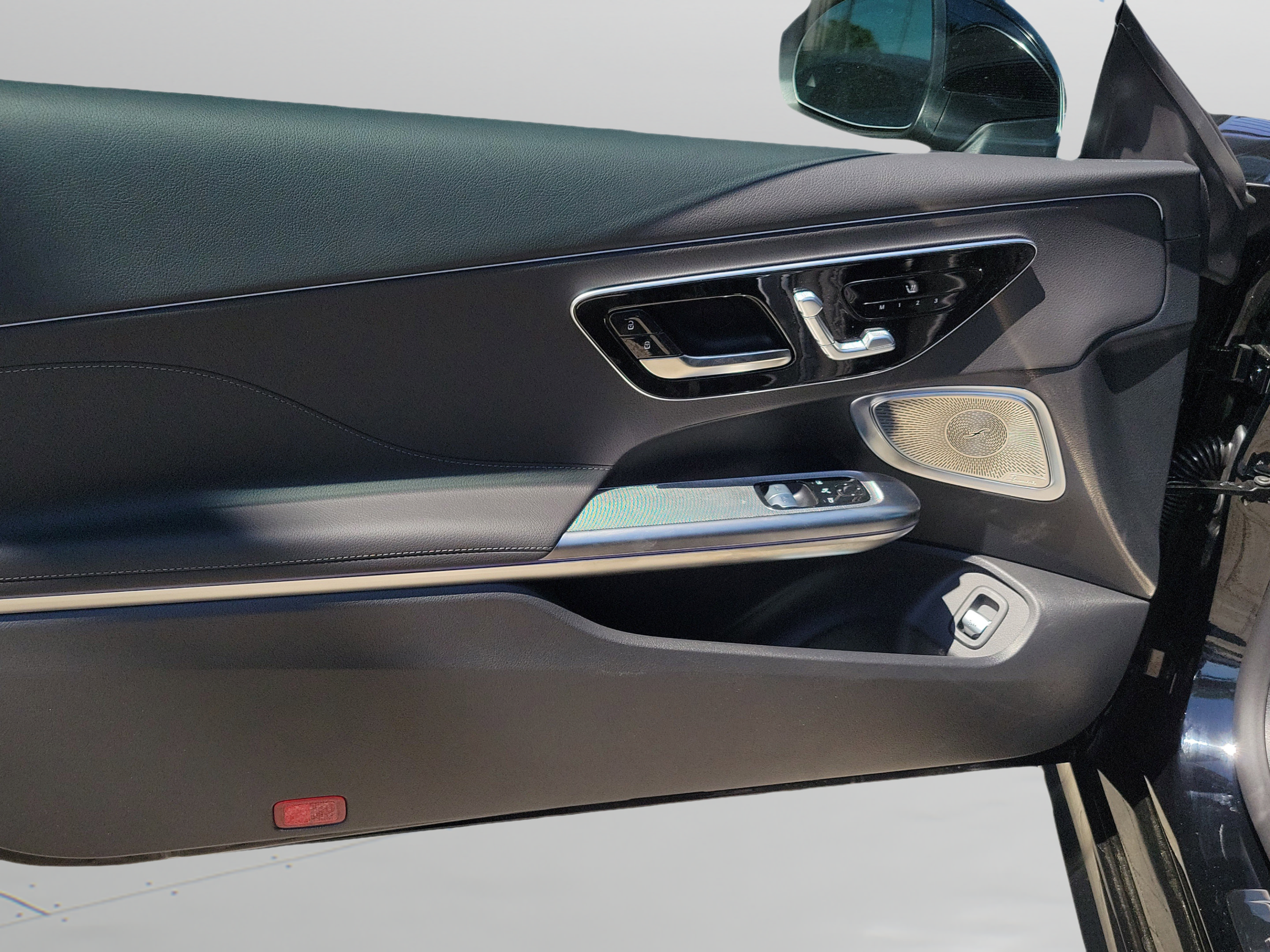 New 2026 Mercedes-Benz CLE 300 4MATIC Coupe image 7