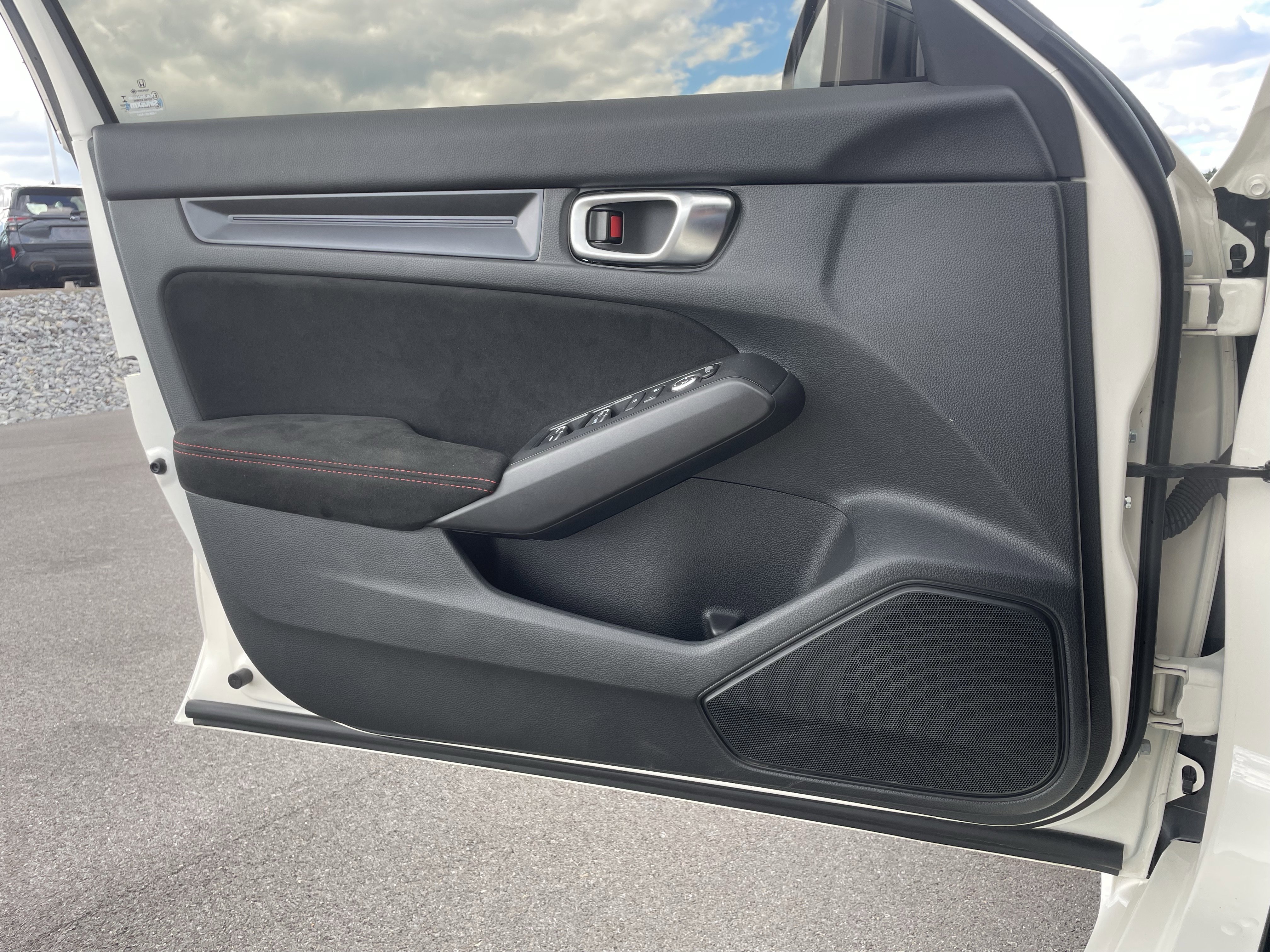 Used 2023 Honda Civic Type R image 15