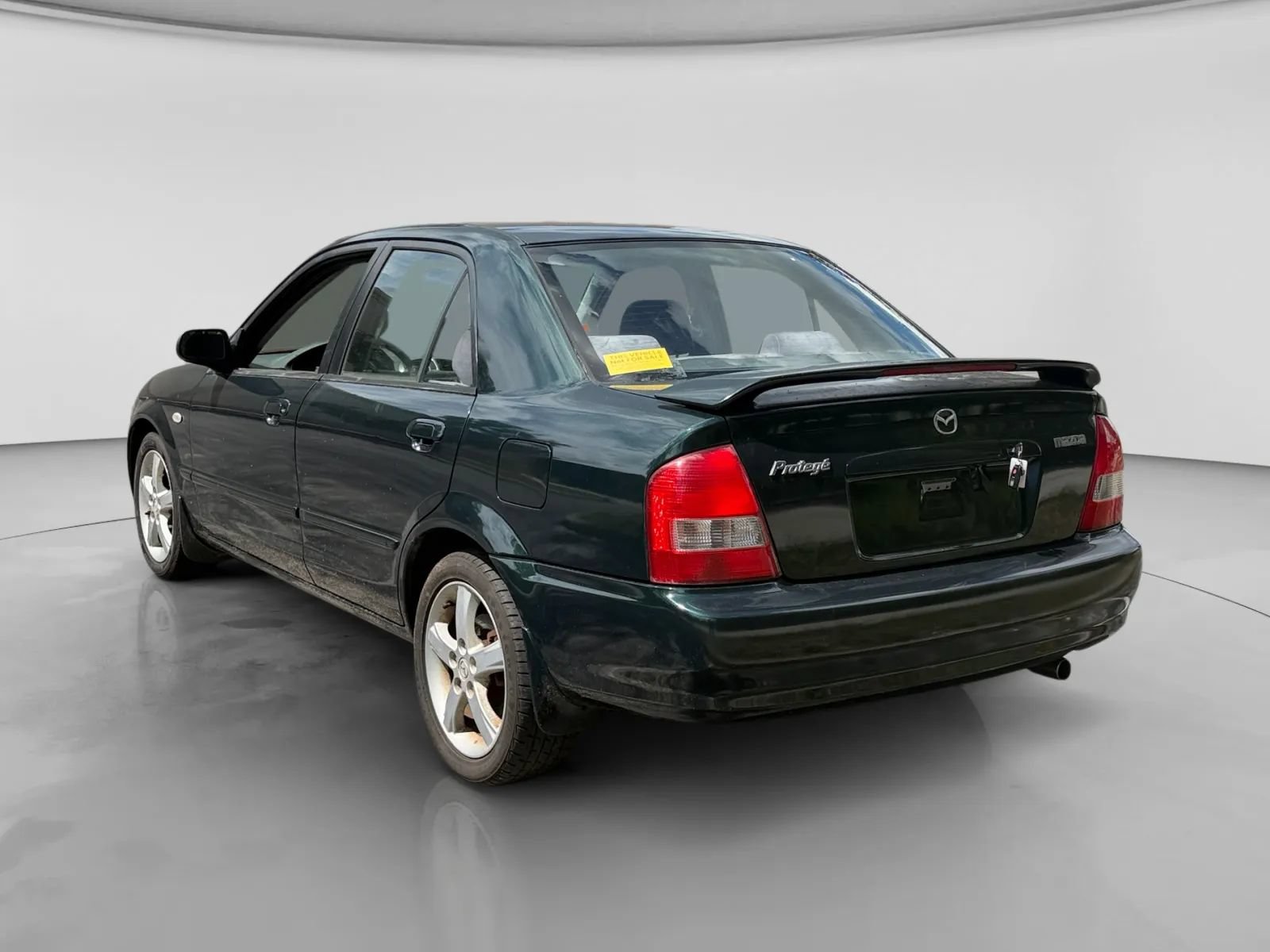 Used 2003 MAZDA Protege FWD image 3