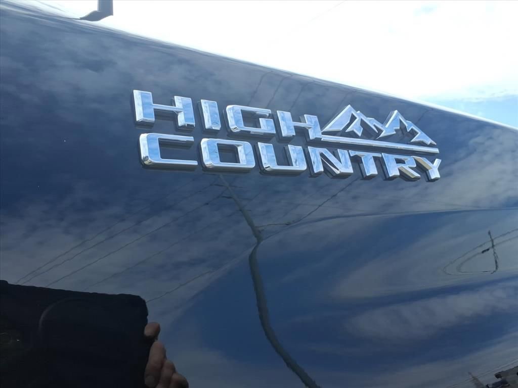 Used 2025 Chevrolet Silverado 2500 High Country w/ Z71 Off-Road Package image 10