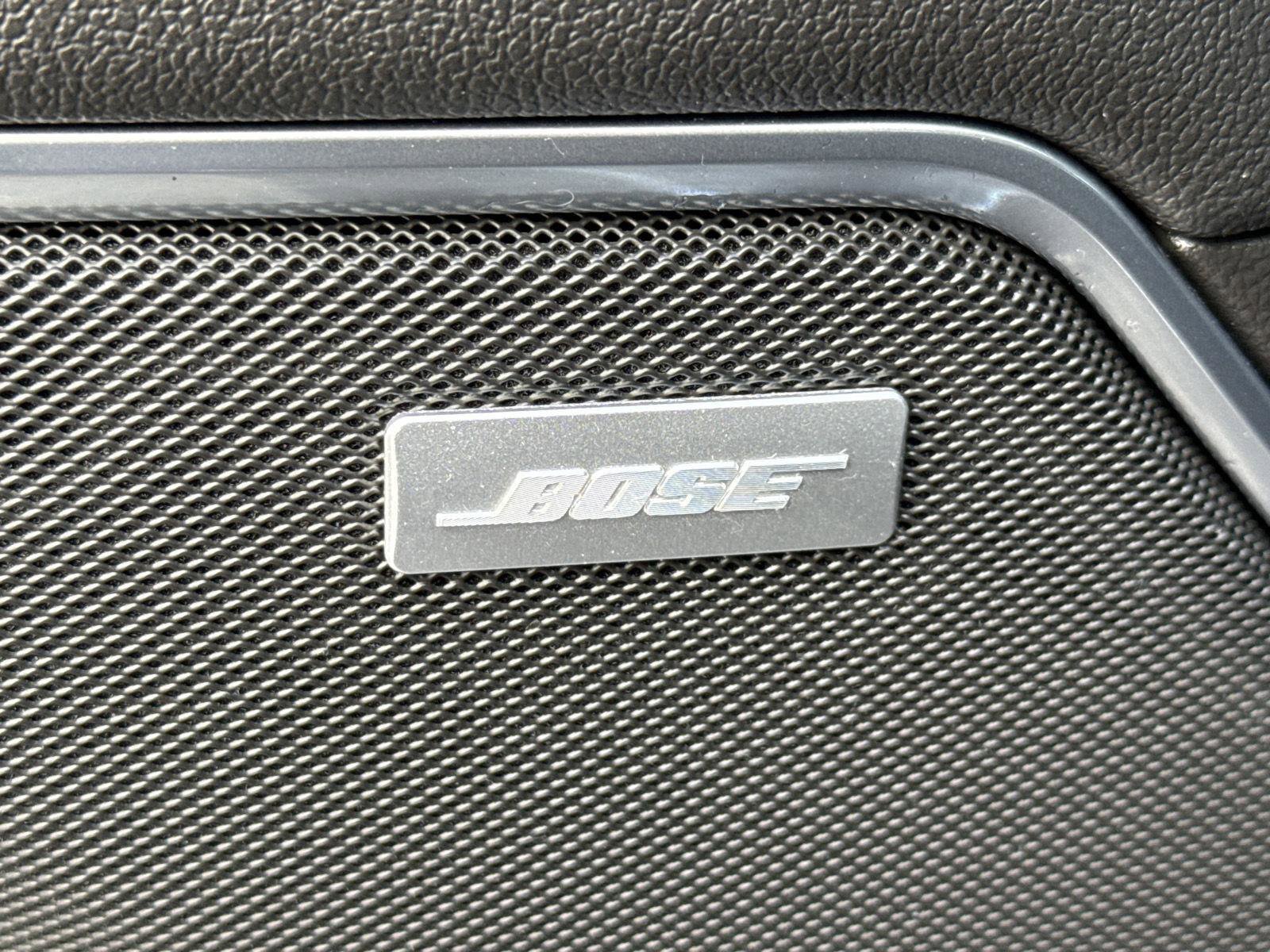 Used 2022 GMC Sierra 1500 SLT w/ SLT Premium Package image 17