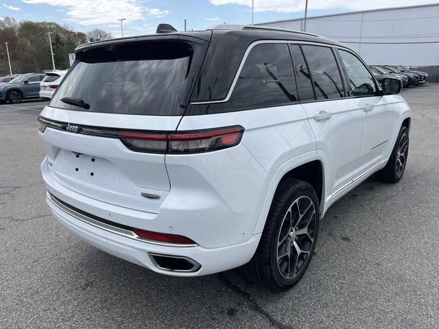 Used 2022 Jeep Grand Cherokee Summit AWD/4WD image 3