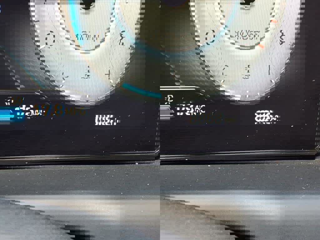 Used 2023 Hyundai Tucson Limited w/ Cargo Package image 25