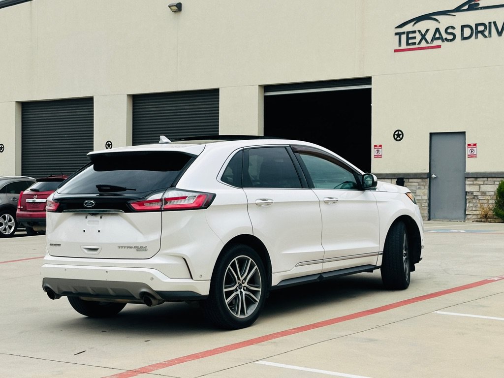 Used 2019 Ford Edge Titanium w/ Equipment Group 301A FWD image 10