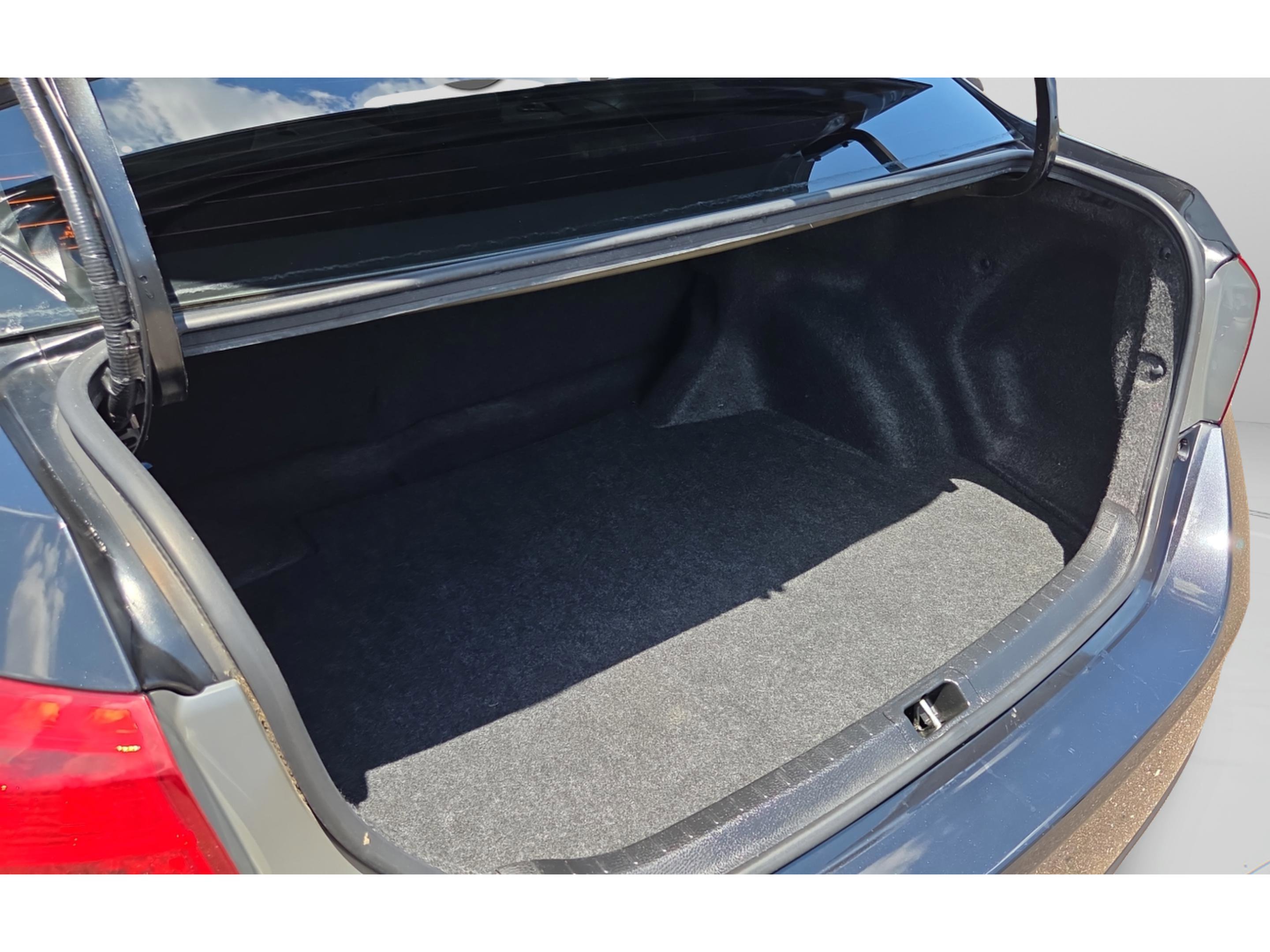 Used 2017 Toyota Corolla SE FWD image 11
