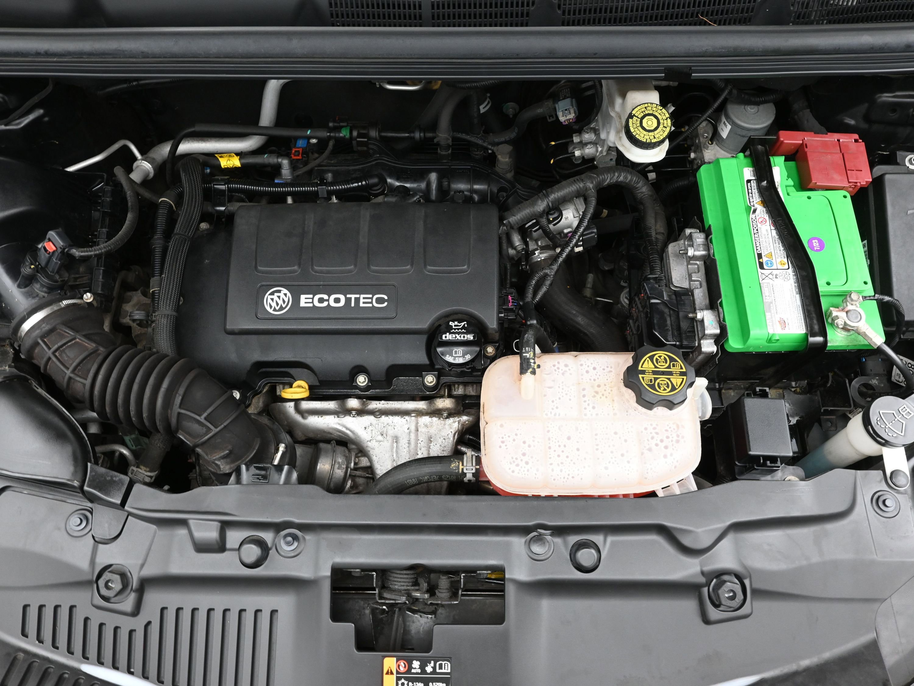 Used 2019 Buick Encore Preferred image 28