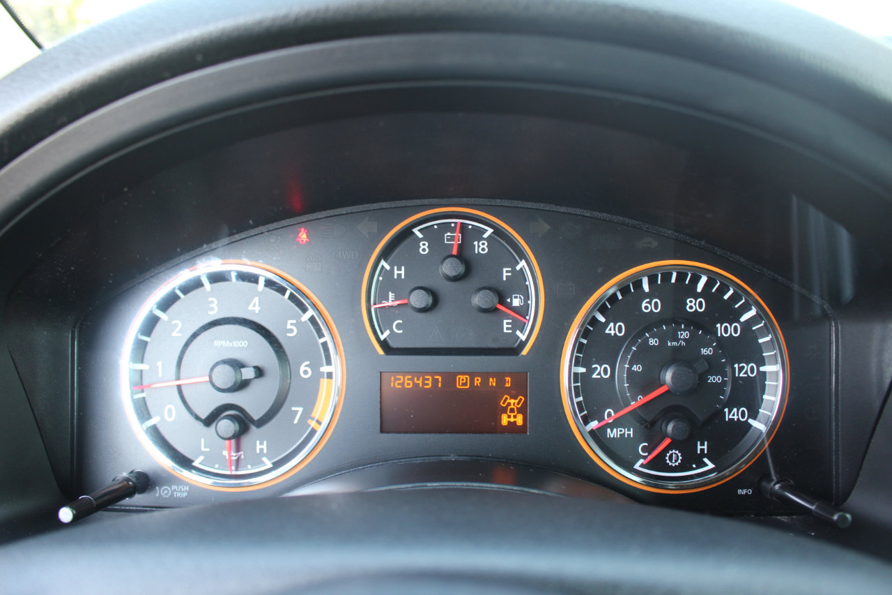 Used 2012 Nissan Armada SL w/ DVD FES Pkg image 22