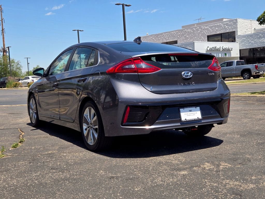 Used 2017 Hyundai Ioniq Limited FWD image 3