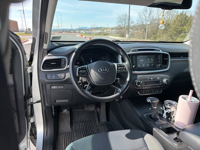 Certified 2019 Kia Sorento AWD V6 w/ LX V6 Convenience Package image 14