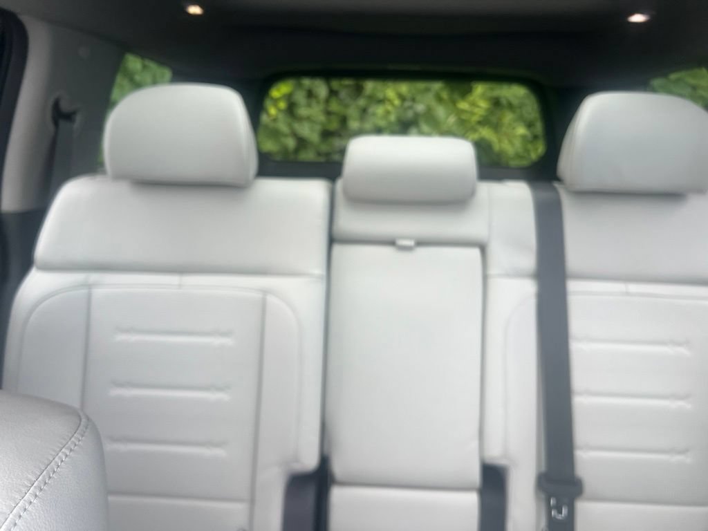 Certified 2024 Hyundai Santa Fe Limited AWD/4WD image 10