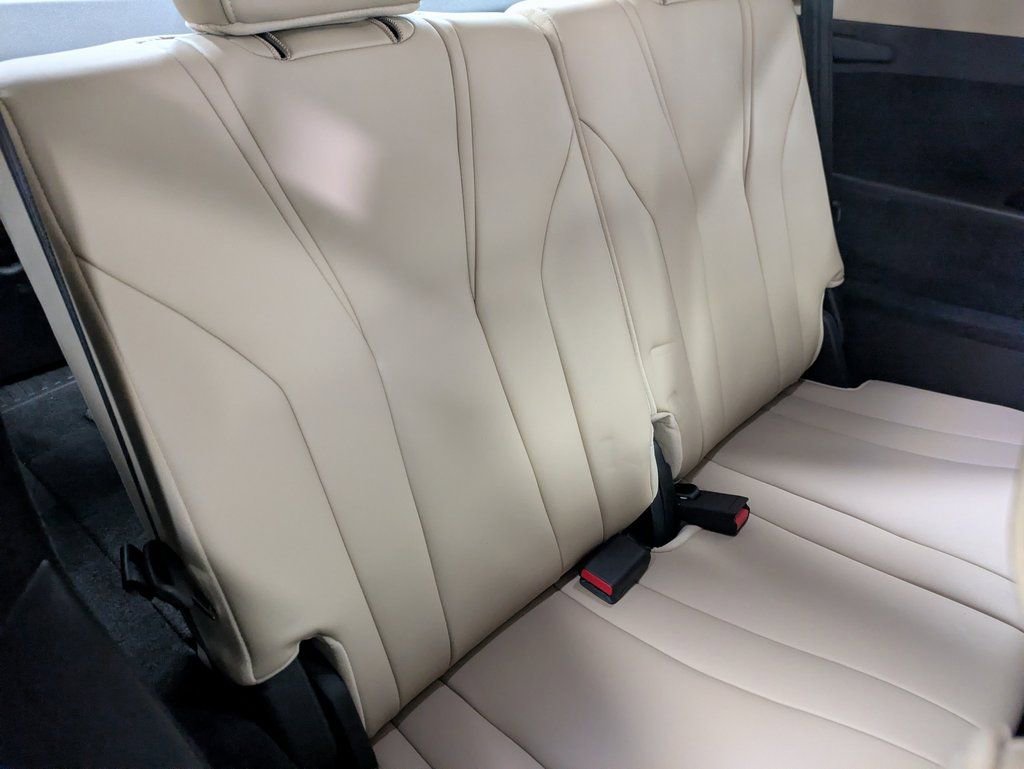 Used 2023 Acura MDX SH-AWD w/ Technology Package image 26