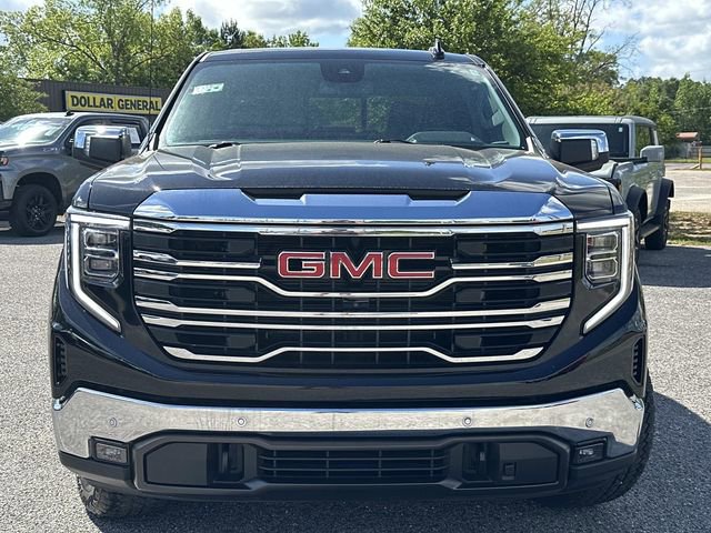 Used 2024 GMC Sierra 1500 SLT w/ SLT Premium Plus Package AWD/4WD image 2