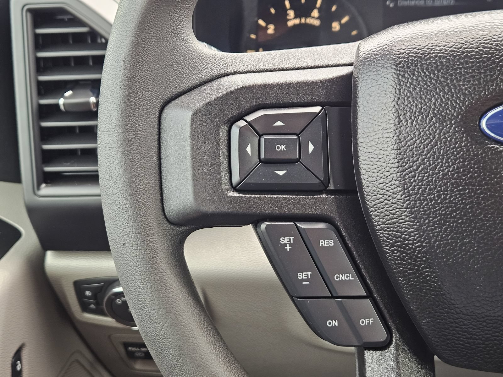 Used 2018 Ford F150 XL w/ Equipment Group 101A Mid RWD image 26