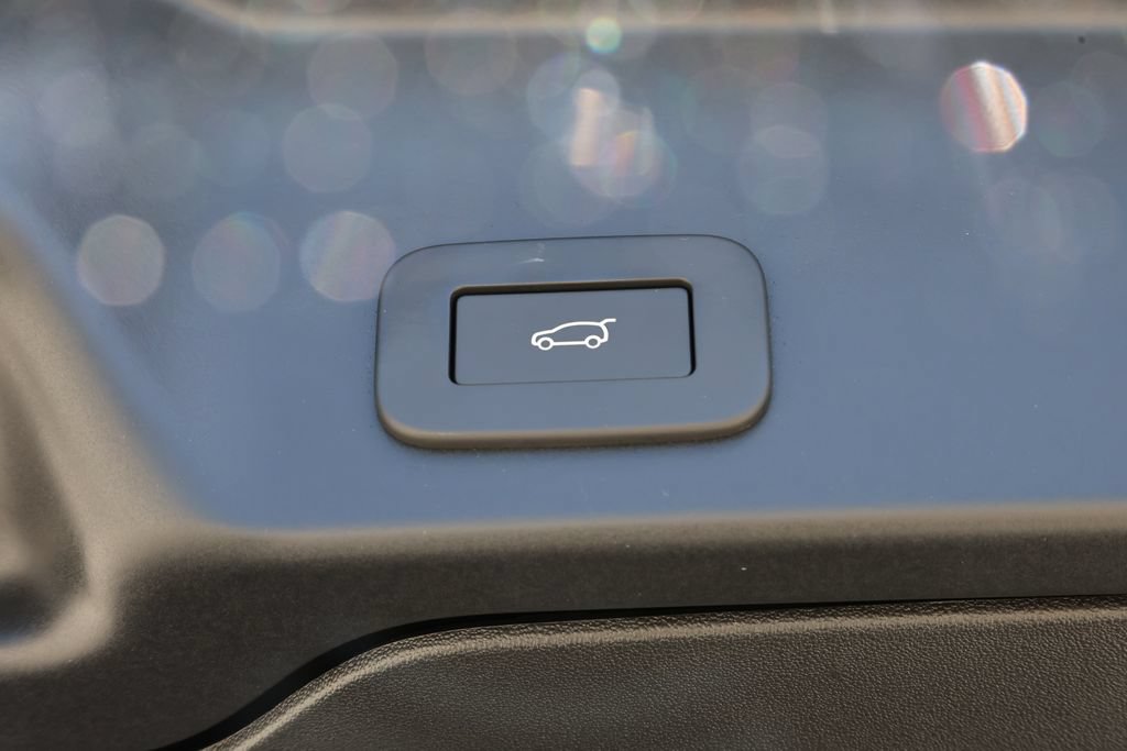 New 2026 Land Rover Range Rover Evoque S AWD/4WD image 8