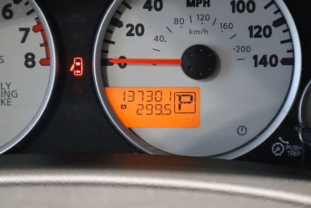 Used 2021 Nissan Frontier PRO-4X w/ Pro-4x Utility Package AWD/4WD image 37